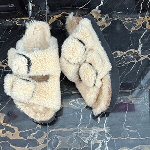 Papillio Beige shearling Women's Slippers